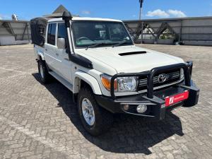 Toyota Land Cruiser 79 4.5D-4D V8 double cab LX - Image 1