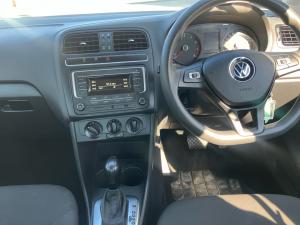 Volkswagen Polo Vivo hatch 1.6 Comfortline auto - Image 6