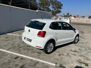 Volkswagen Polo Vivo hatch 1.6 Comfortline auto - Image 2