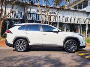 Toyota RAV4 2.5 Hybrid VX E-Four - Image 3
