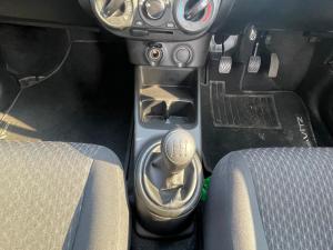 Toyota Vitz 1.0 - Image 9