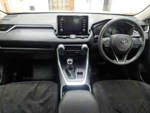 Toyota RAV4 2.0 GX auto - Image 6