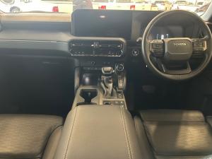 Toyota Land Cruiser Prado 2.8GD VX-R - Image 6