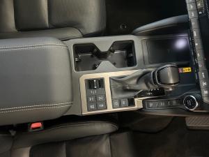 Toyota Land Cruiser Prado 2.8GD VX-R - Image 12