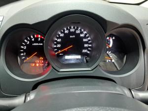 Toyota Hilux 3.0D-4D double cab 4x4 Raider auto - Image 8