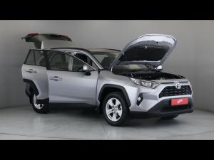 Toyota RAV4 2.0 GX auto - Image 14