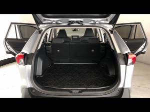 Toyota RAV4 2.0 GX auto - Image 18