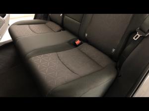 Toyota RAV4 2.0 GX auto - Image 21