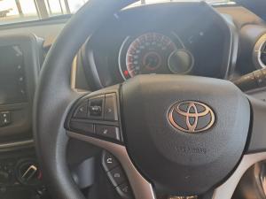Toyota Vitz 1.0 XR AMT - Image 9