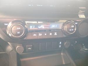 Toyota Hilux 2.8 GD-6 RB Legend automaticD/C - Image 16