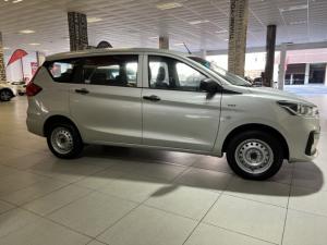 Suzuki Ertiga 1.5 GA - Image 2