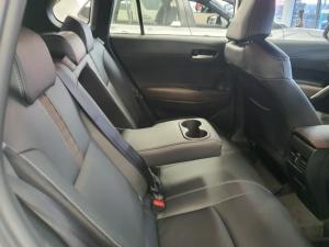 Toyota Corolla Cross 1.8 HEV XR - Image 8