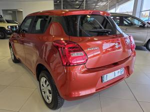 Suzuki Swift 1.2 GL manual - Image 10