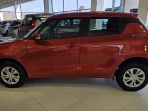 Suzuki Swift 1.2 GL manual - Image 11