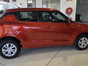 Suzuki Swift 1.2 GL manual - Image 2