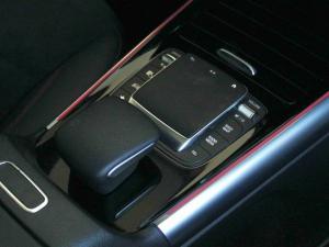 Mercedes-Benz GLA GLA200 Progressive - Image 15