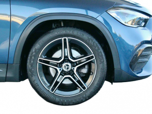 Mercedes-Benz GLA GLA200 Progressive - Image 40