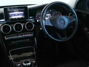 Mercedes-Benz C-Class C200 auto - Image 29