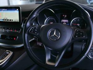 Mercedes-Benz V-Class V300d Exclusive - Image 12