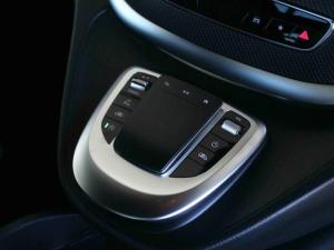Mercedes-Benz V-Class V300d Exclusive - Image 8