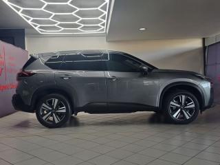 Nissan X-Trail 2.5 Acenta Plus 4WD