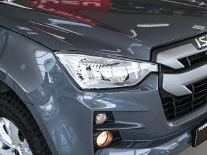 Isuzu D-Max 1.9TD double cab LS auto - Image 8