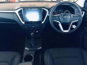 Isuzu D-Max 1.9TD double cab L auto - Image 8