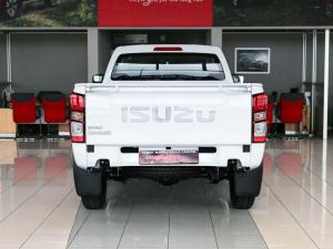 Isuzu D-Max 1.9TD single cab - Image 11