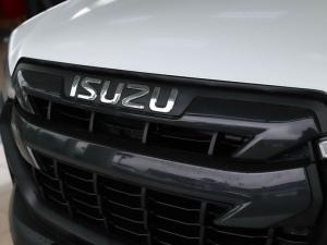 Isuzu D-Max 1.9TD single cab - Image 2