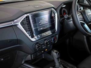 Isuzu D-Max 1.9TD Extended cab LS auto - Image 10