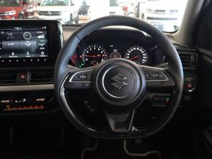 Suzuki Swift 1.2 GLX manual - Image 20