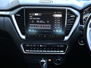 Isuzu D-Max 3.0TD double cab LSE 4x4 - Image 10