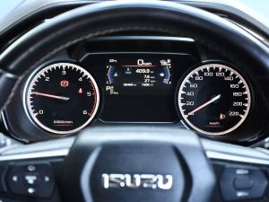 Isuzu D-Max 3.0TD double cab LSE 4x4 - Image 8