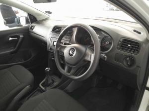 Volkswagen Polo Vivo 1.4 Trendline - Image 8