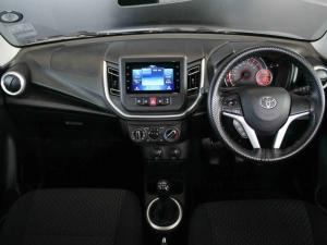 Toyota Vitz 1.0 XR manual - Image 14