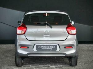 Toyota Vitz 1.0 XR manual - Image 6