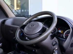 Hyundai H-100 Bakkie 2.6D deck (aircon) - Image 8