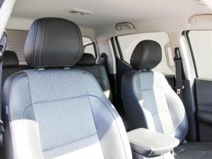 Peugeot Landtrek 1.9TD double cab Allure - Image 15