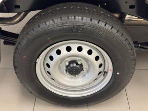 Toyota Hilux 2.0 single cab S (aircon) - Image 11