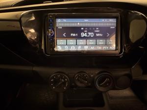 Toyota Hilux 2.0 single cab S (aircon) - Image 13