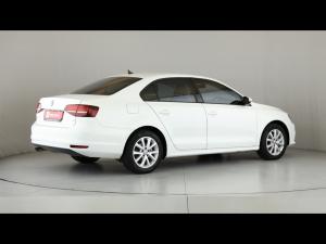 Volkswagen Jetta 1.4TSI Comfortline auto - Image 2