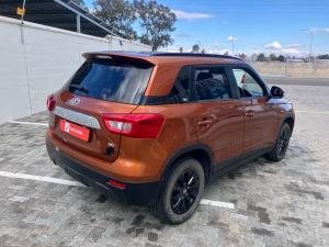 Toyota Urban Cruiser 1.5 XR manual - Image 2