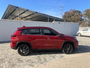 Toyota Urban Cruiser 1.5 XR manual - Image 4