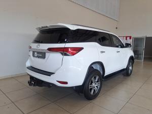 Toyota Fortuner 2.4GD-6 auto - Image 2