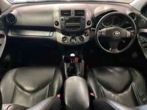 Toyota RAV4 2.2D-4D VX - Image 6