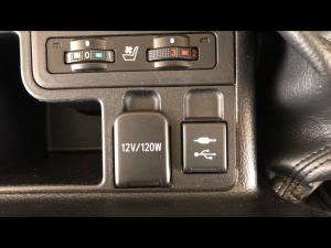 Toyota Land Cruiser Prado 3.0DT VX-L - Image 29