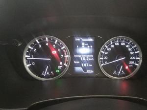 Toyota Urban Cruiser 1.5 XR manual - Image 11
