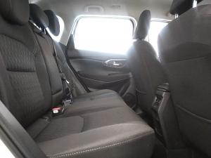 Toyota Urban Cruiser 1.5 XR manual - Image 16