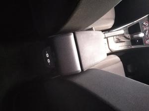 Volkswagen Polo hatch 1.0TSI Comfortline auto - Image 12