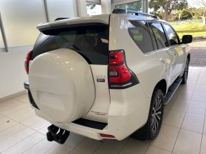 Toyota Land Cruiser Prado 2.8GD VX-L - Image 2